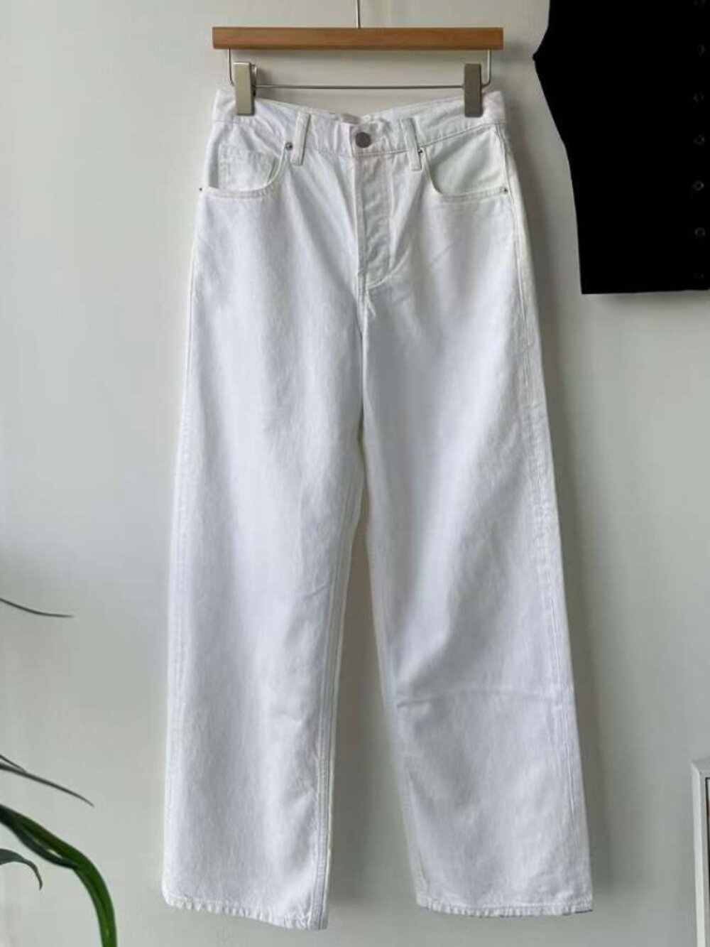 NWT HENNE Gisella Jean 23/24/25/26 White Clean Fit Quiet Lux - Picture 6 of 12